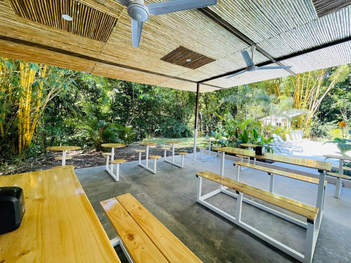 Готель Grand Park Manuel Antonio - Adults Only Екстер'єр фото