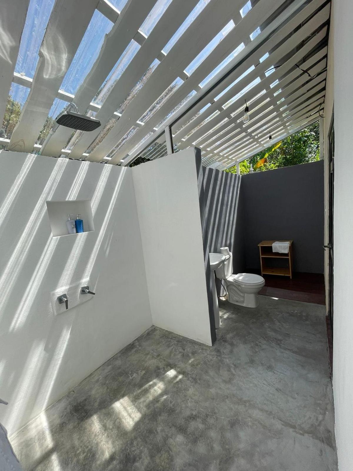 Готель Grand Park Manuel Antonio - Adults Only Екстер'єр фото