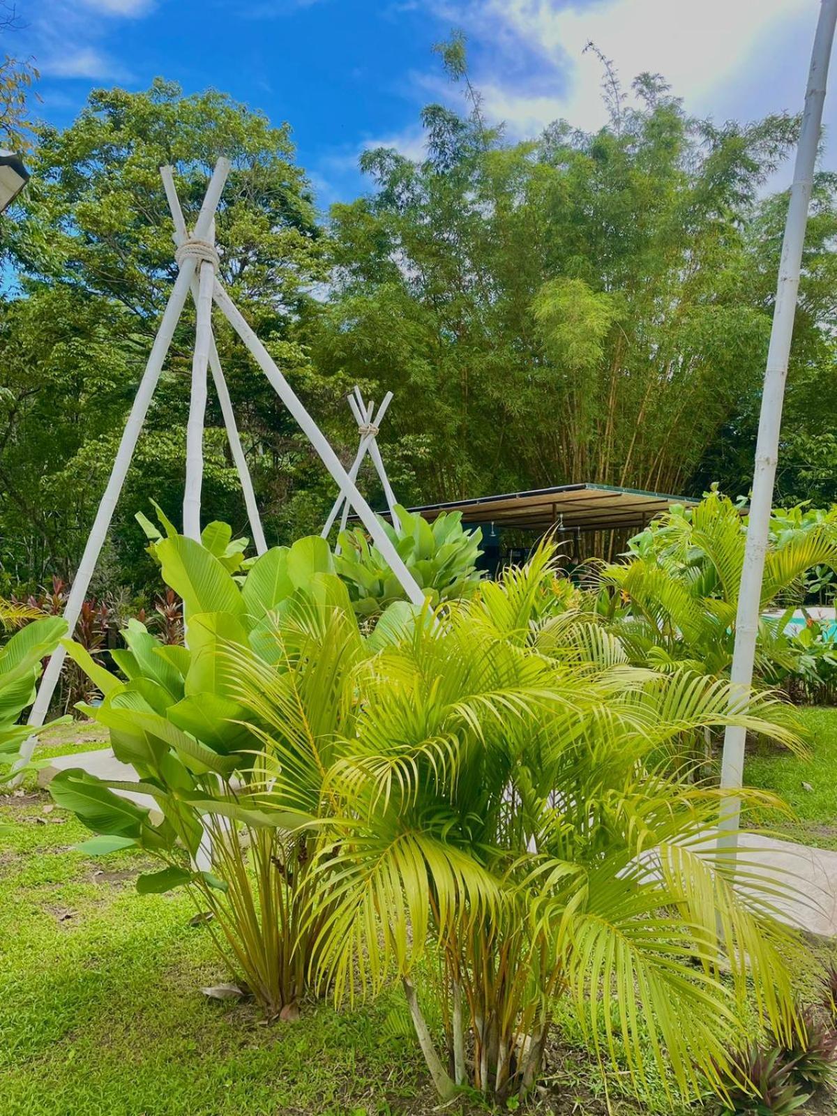 Готель Grand Park Manuel Antonio - Adults Only Екстер'єр фото