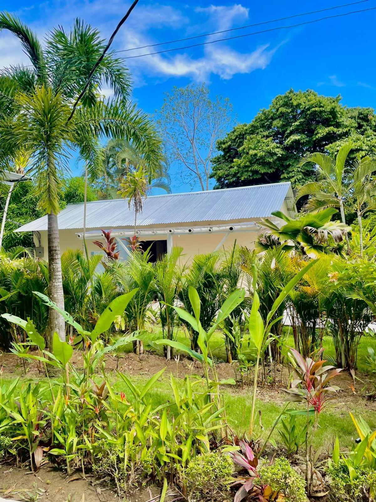 Готель Grand Park Manuel Antonio - Adults Only Екстер'єр фото