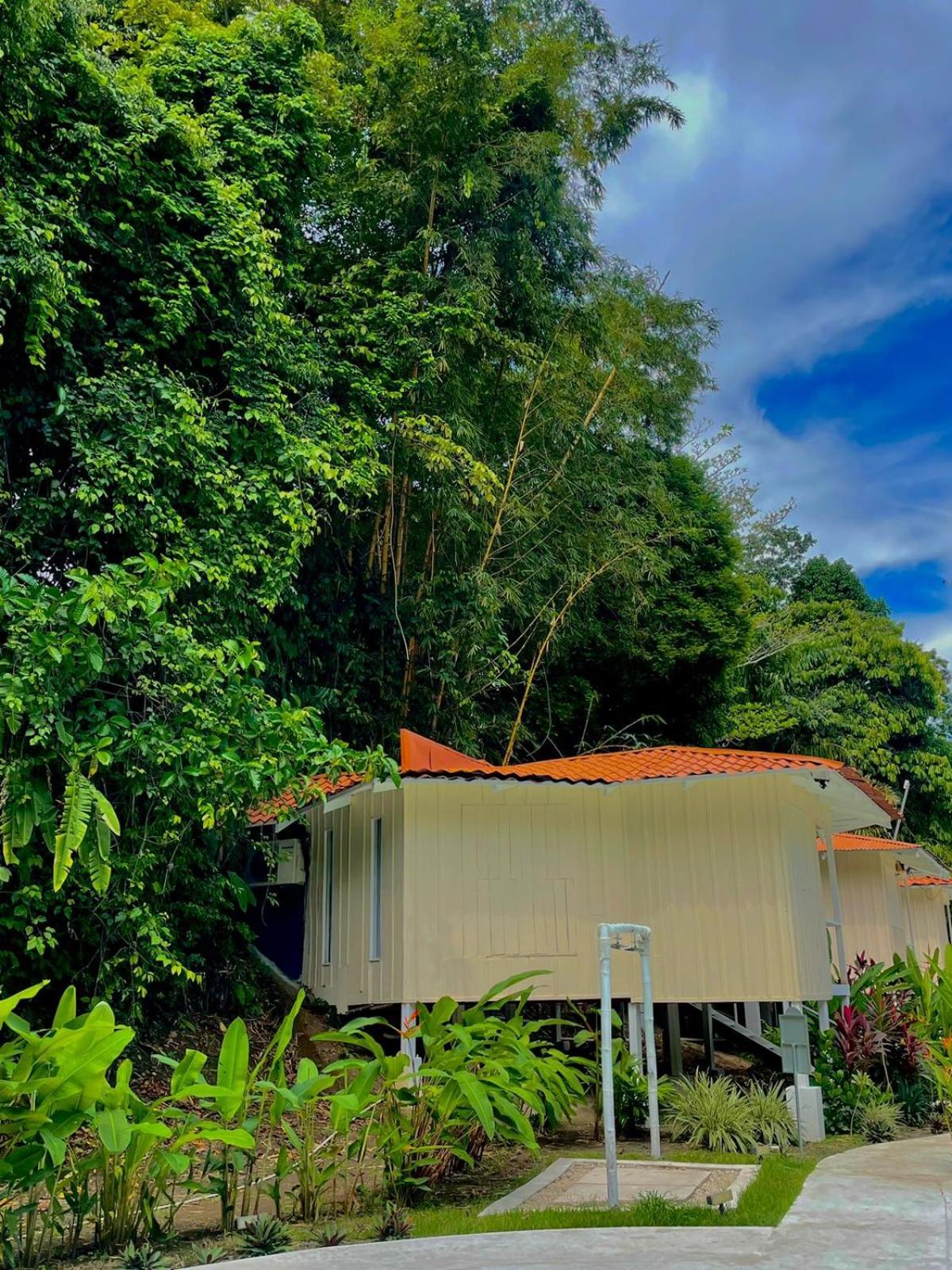 Готель Grand Park Manuel Antonio - Adults Only Екстер'єр фото