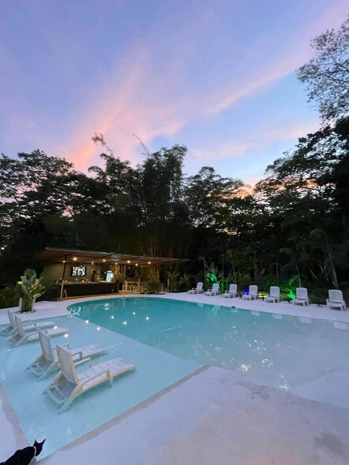 Готель Grand Park Manuel Antonio - Adults Only Екстер'єр фото