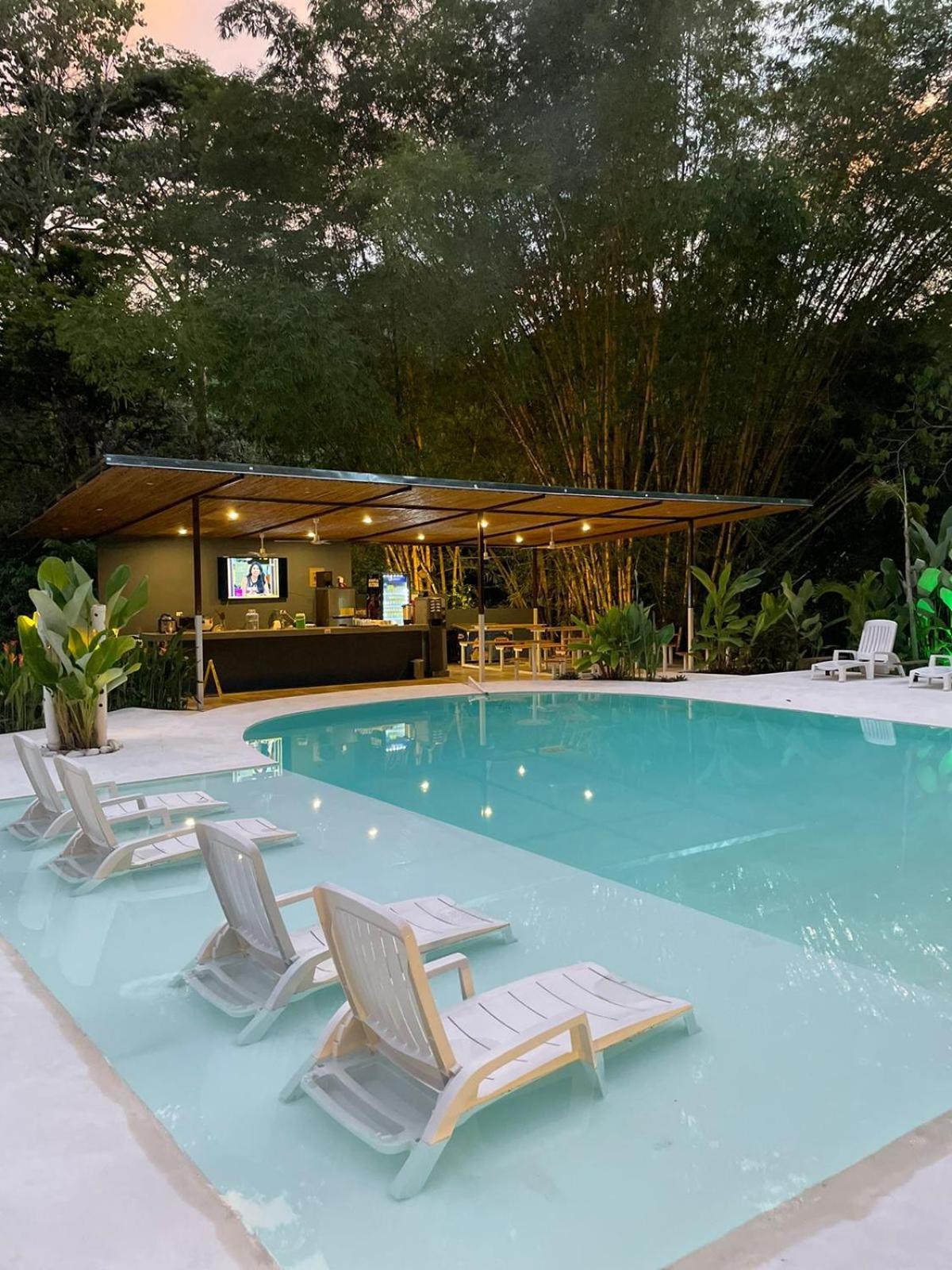 Готель Grand Park Manuel Antonio - Adults Only Екстер'єр фото